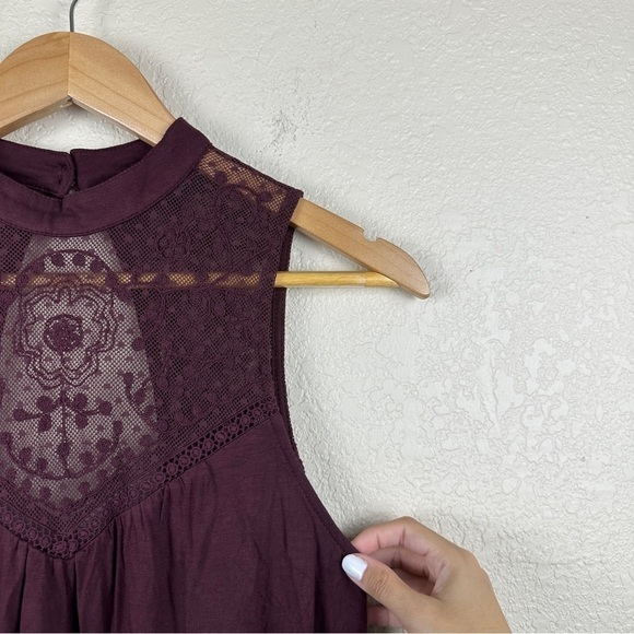 American Eagle Outfitters Maroon Lace Sleeveless Pullover Dress Size X-Small - Picture 4 of 12